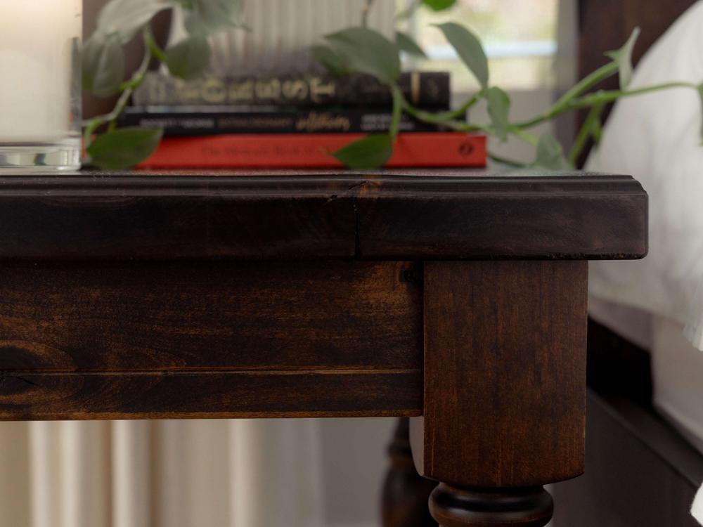 tobacco end table Jersey Natural based finish for ease of maintenance Abigail End Table - Tobacco