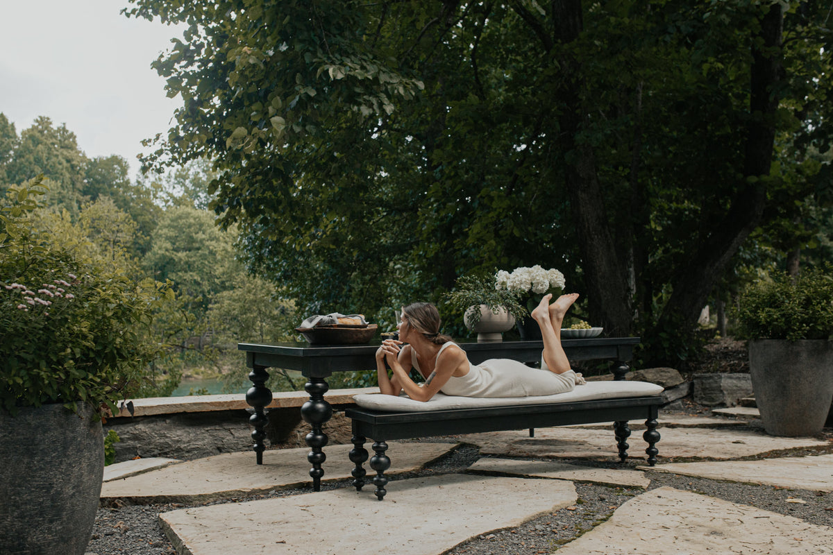 Olivia Dining Table