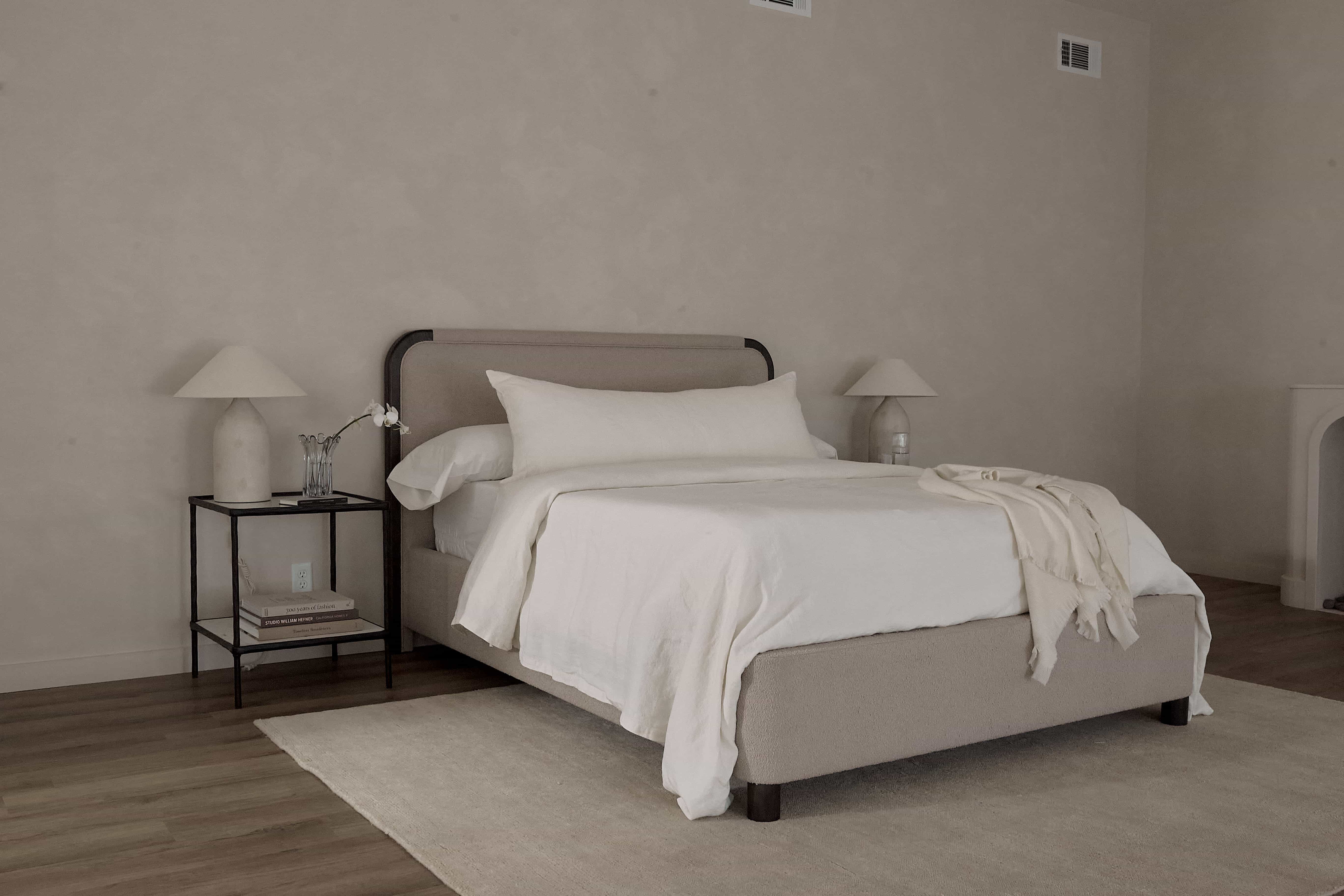 Sloane Bed